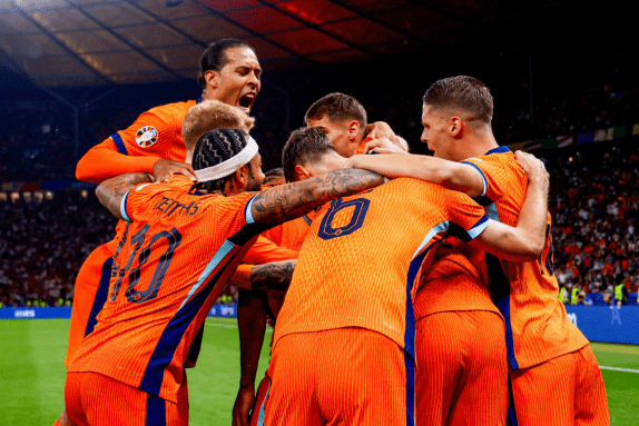 活塞逆转奇,康宁汉姆获,分三双盛宴,火狐体育HuoHu官网,HuoHu火狐娱乐,火狐体育投注,火狐体育平台,火狐赛事直播,火狐体育app下载